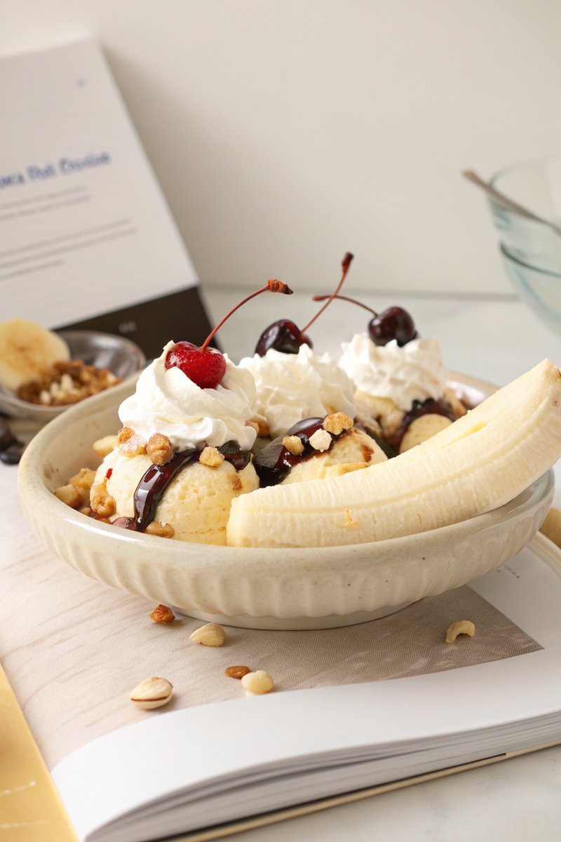 Banana Hot Fudge Sundae