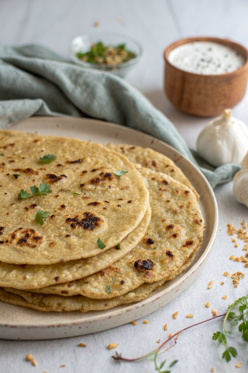 Jowar Bajra Garlic Roti Recipe