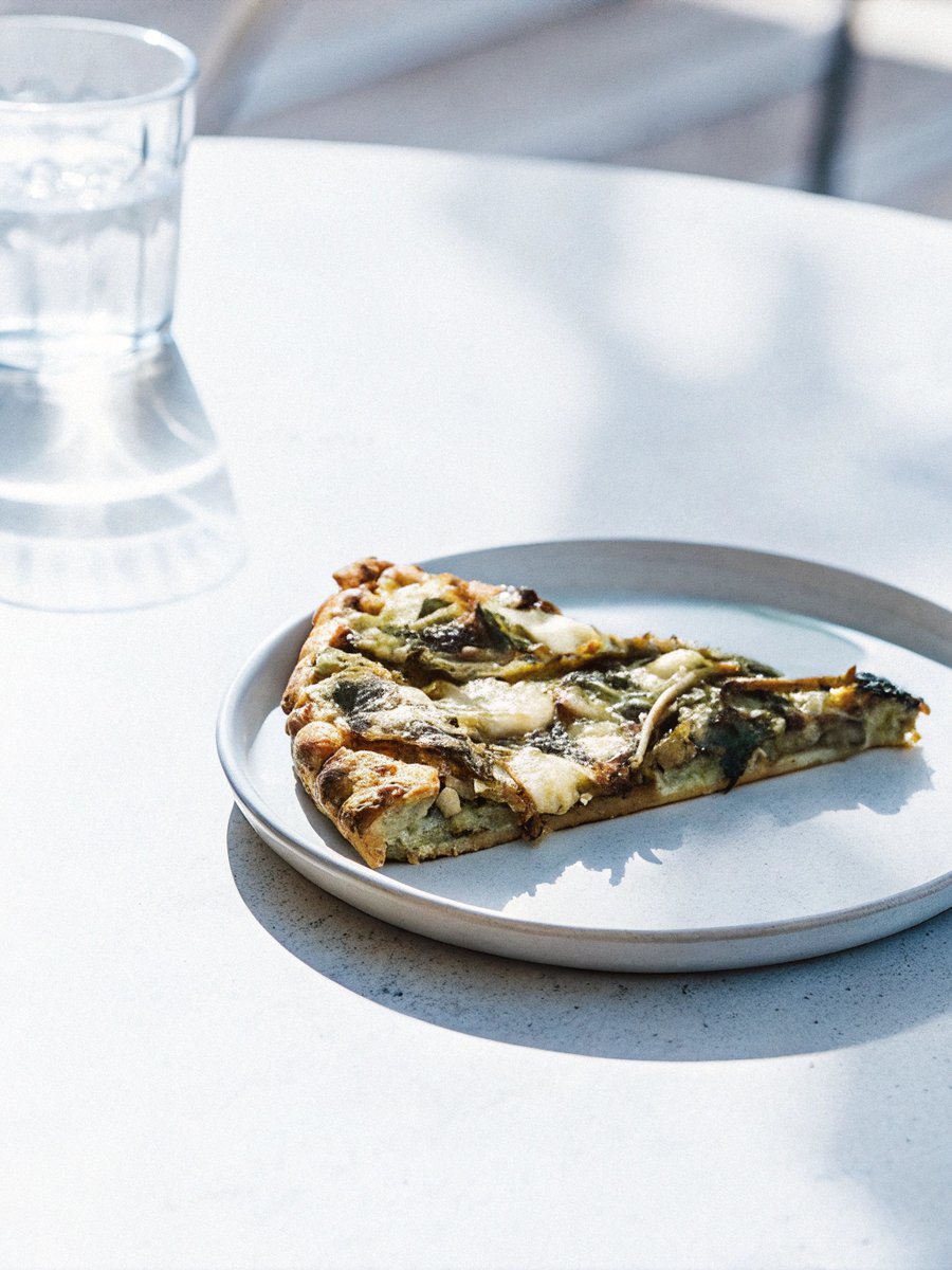 The Absolute Easiest Spinach and Artichoke Pizza